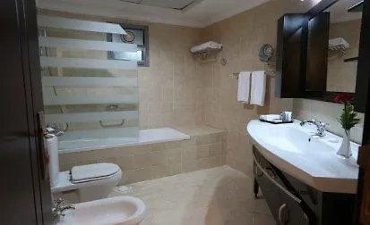 Ewan Ajman Suites Hotel 4*,