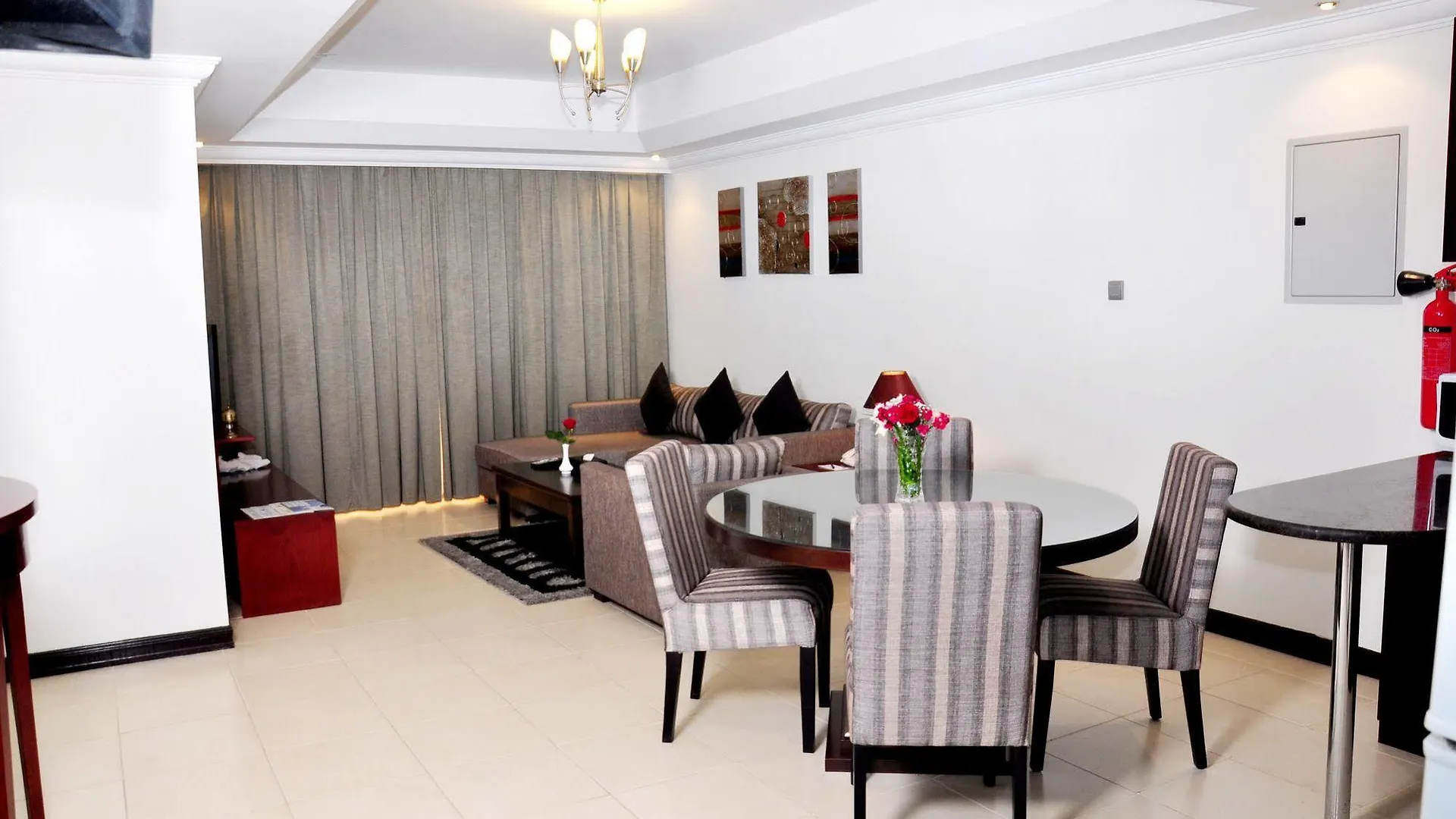 Ewan Ajman Suites Hotel
