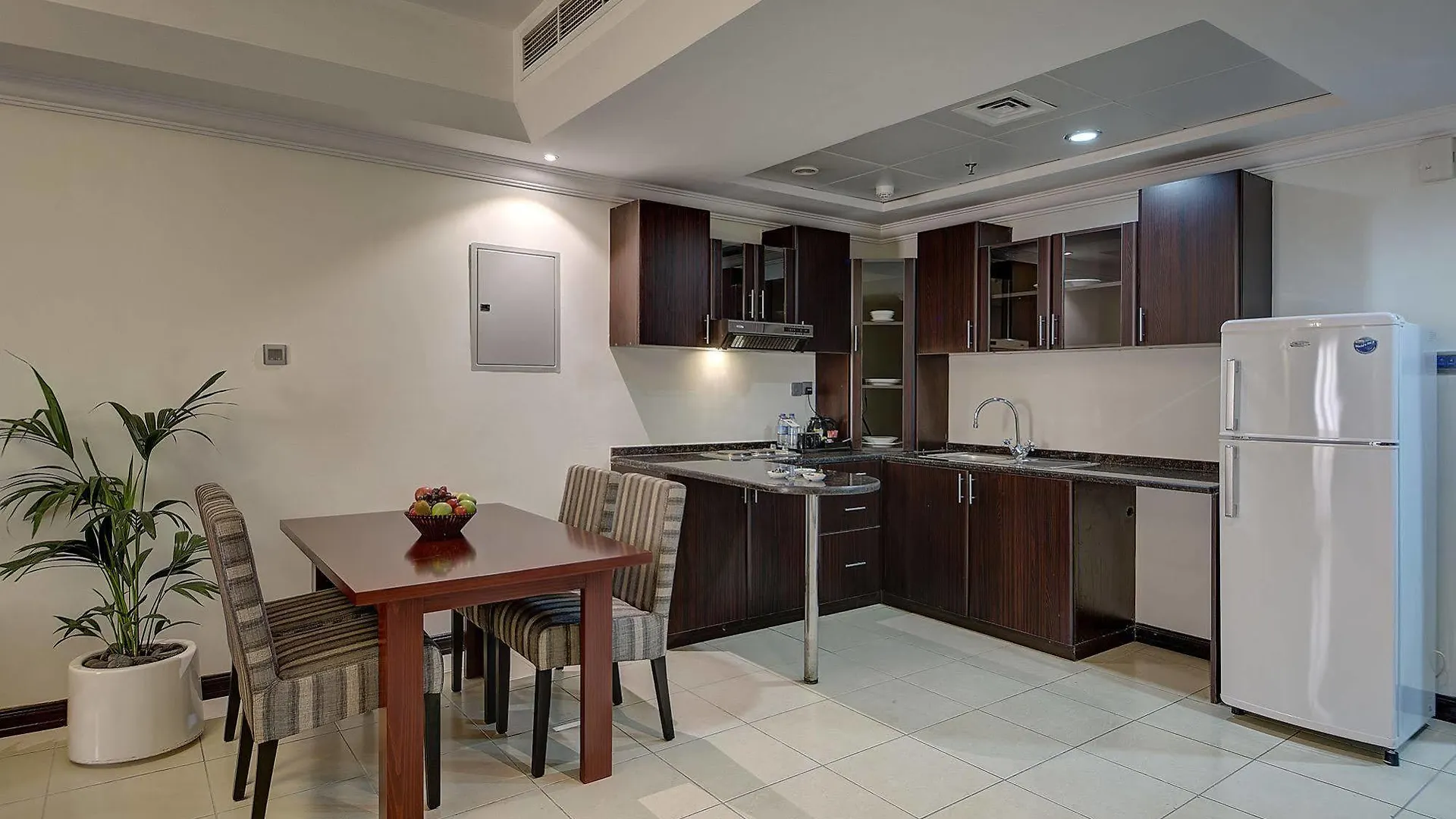 Ewan Ajman Suites Hotel 4*,  Emiratos Árabes Unidos